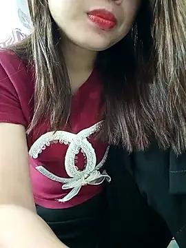 Leylin 1 online show from March 18, 2026, 9:29 pm