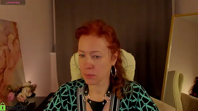 LeticiaRomano online show from April 7, 2026, 4:13 am