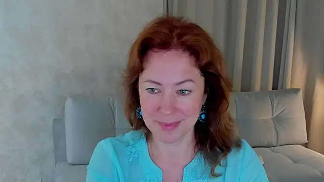 Snapshot of LeticiaRomano chatting on May 19, 2026, 4:08 am LeticiaRomano online show from May 19, 2026, 4:08 am