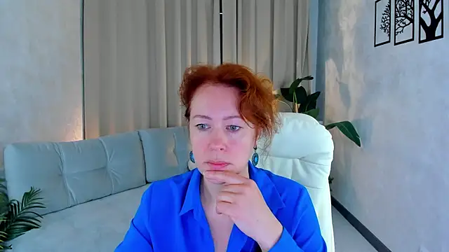 Snapshot of LeticiaRomano chatting on May 27, 2026, 4:09 am LeticiaRomano online show from May 27, 2026, 4:09 am