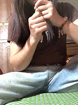 Akira-baby online show from March 21, 2026, 2:27 am