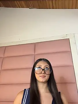 AmaranttayLunay online show from May 14, 2026, 8:48 pm