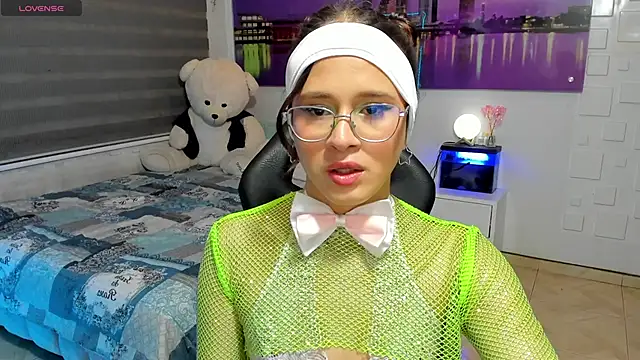 valentinna sexy  online show from May 21, 2026, 3:13 am