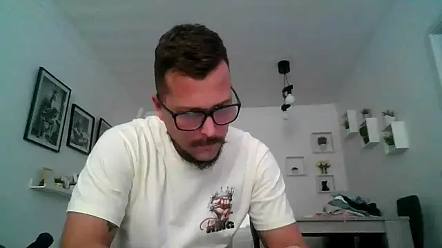 yanick931 online show from April 7, 2026, 11:21 am