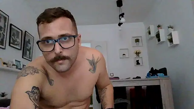 Snapshot of yanick931 chatting on June 10, 2026, 12:59 pm yanick931 online show from June 10, 2026, 12:59 pm