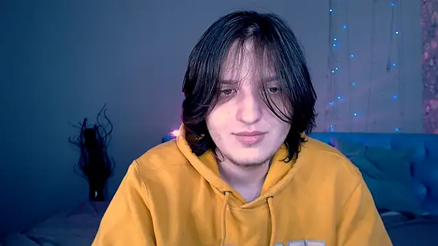 delalex online show from April 6, 2026, 1:47 am