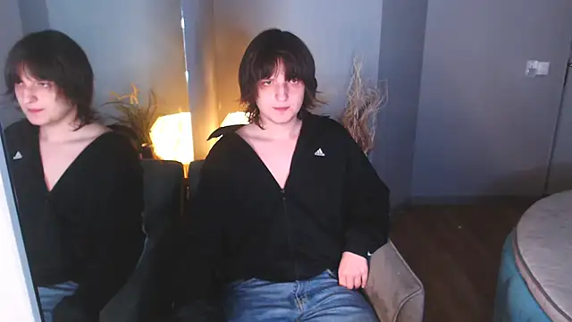 delalex online show from May 29, 2026, 2:53 am