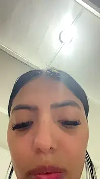 sylphiee  online show from April 5, 2026, 7:00 pm