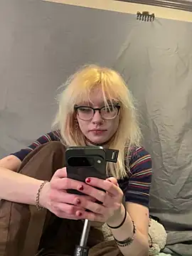 simplyobsessedwher online show from March 25, 2026, 8:15 pm