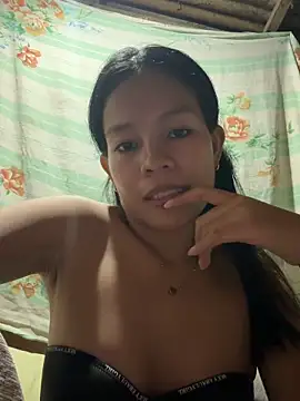 Snapshot of chinny1112 chatting on May 21, 2026, 2:35 pm chinny1112 online show from May 21, 2026, 2:35 pm
