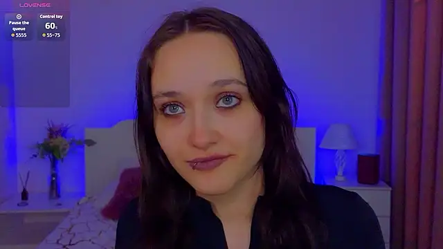 Snapshot of DarcyBlackwood chatting on March 16, 2026, 2:39 am DarcyBlackwood online show from March 16, 2026, 2:39 am