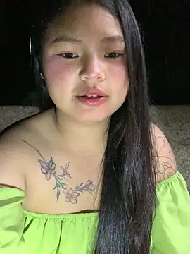 Snapshot of Motminhthoi chatting on April 18, 2026, 11:14 am Motminhthoi online show from April 18, 2026, 11:14 am