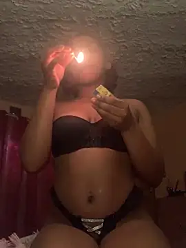 Snapshot of Caramel_Beauty chatting on July 4, 2026, 3:56 am Caramel Beauty online show from July 4, 2026, 3:56 am