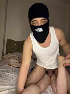 milasu62 online show from March 21, 2026, 7:39 pm