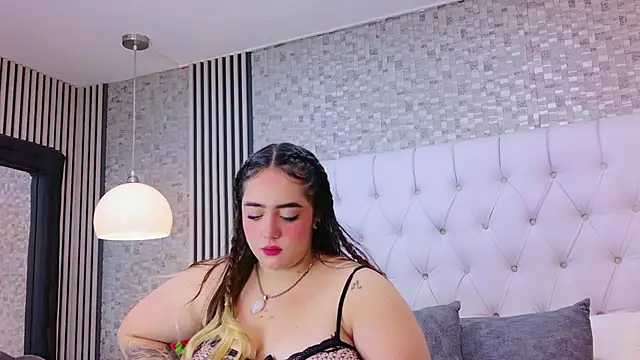 VioletMonroee online show from March 12, 2026, 3:56 am