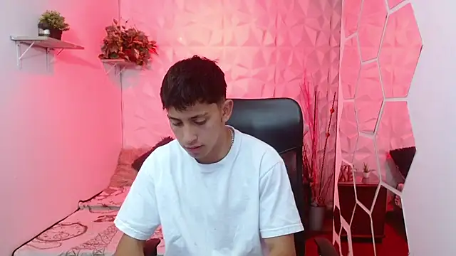 Kei 23 online show from March 25, 2026, 11:38 am