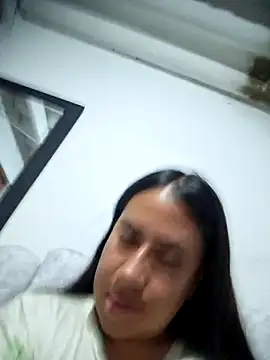 Scarlett zoee online show from April 28, 2026, 4:17 am