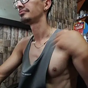 jhosuamoore online show from April 5, 2026, 12:57 pm