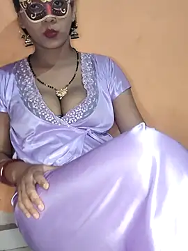 Hot lady234 online show from May 14, 2026, 5:03 am