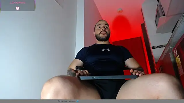 Snapshot of Axel_Dominus chatting on May 14, 2026, 1:23 am Axel Dominus online show from May 14, 2026, 1:23 am