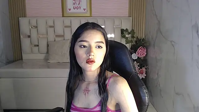 veronicaa s online show from March 19, 2026, 8:24 pm