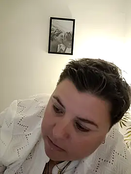 Snapshot of duotroublant chatting on May 31, 2026, 9:27 pm duotroublant online show from May 31, 2026, 9:27 pm