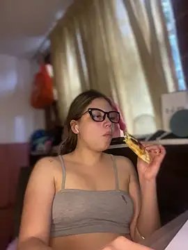 Snapshot of Amber_Blesssed chatting on March 30, 2026, 9:27 pm Amber Blesssed online show from March 30, 2026, 9:27 pm