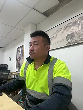 Cunzhangshibage02 online show from April 15, 2026, 11:49 pm