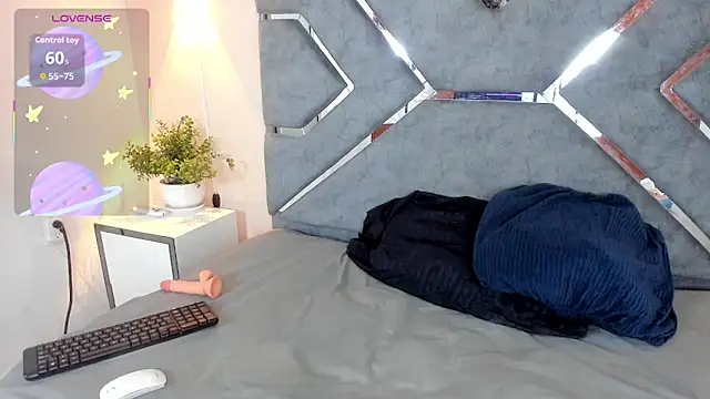 DanielaCruz-1 online show from April 9, 2026, 5:29 am