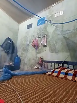 Lyly22x online show from April 18, 2026, 9:48 pm