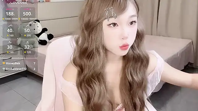 Snapshot of Sisi-000 chatting on June 5, 2026, 2:56 pm Sisi-000 online show from June 5, 2026, 2:56 pm
