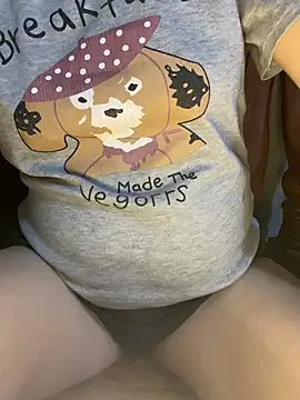 Snapshot of Lybaby chatting on March 12, 2026, 10:21 am Lybaby online show from March 12, 2026, 10:21 am