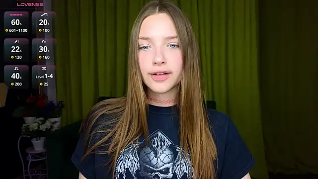 DariaAngels online show from April 10, 2026, 6:34 pm