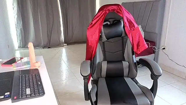 Wendyfzyog3 online show from March 14, 2026, 4:23 pm