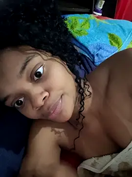 Snapshot of marialuiza2027 chatting on April 21, 2026, 1:06 pm marialuiza2027 online show from April 21, 2026, 1:06 pm