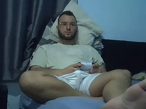 piazaocwb23 online show from April 25, 2026, 2:25 pm