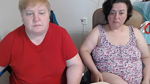 Snapshot of Lindy-Jeanie chatting on July 25, 2026, 8:50 pm Lindy-Jeanie online show from July 25, 2026, 8:50 pm