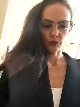 pimentinha02 online show from April 8, 2026, 1:44 pm