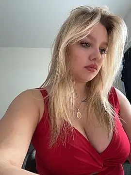 bettyloveu online show from April 30, 2026, 4:08 am