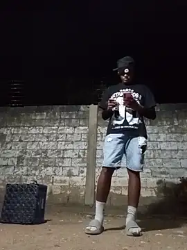 Snapshot of spittingpig1 chatting on March 21, 2026, 11:30 pm spittingpig1 online show from March 21, 2026, 11:30 pm