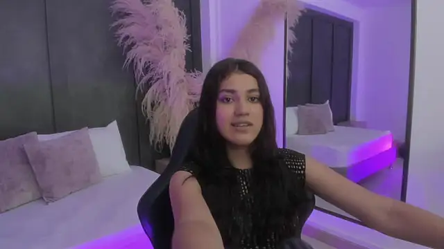 Snapshot of cristin_collins chatting on May 6, 2026, 8:58 pm cristin collins online show from May 6, 2026, 8:58 pm