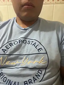 Snapshot of DanielZz69 chatting on March 16, 2026, 4:51 am DanielZz69 online show from March 16, 2026, 4:51 am