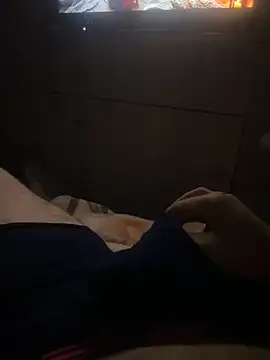 tommyxxx2026 online show from May 21, 2026, 3:46 am