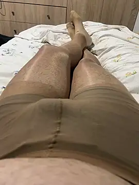 tommyxxx2026 online show from June 11, 2026, 9:57 pm
