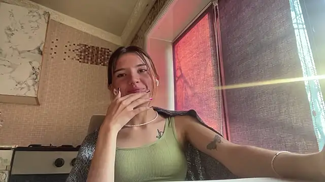 Snapshot of Lili_Kilian chatting on March 24, 2026, 12:10 pm Lili Kilian online show from March 24, 2026, 12:10 pm