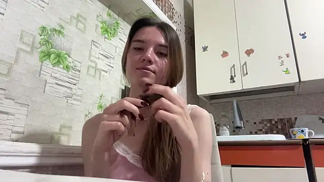 Snapshot of Lili_Kilian chatting on April 20, 2026, 2:09 pm Lili Kilian online show from April 20, 2026, 2:09 pm