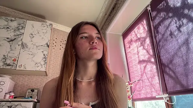 Snapshot of Lili_Kilian chatting on May 7, 2026, 11:15 am Lili Kilian online show from May 7, 2026, 11:15 am