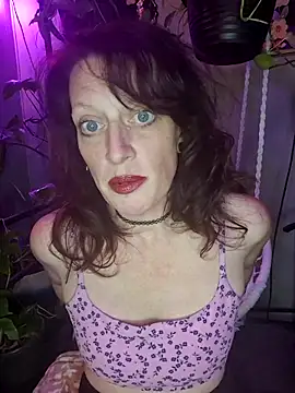 PurpleBunnyxo online show from May 12, 2026, 5:04 am