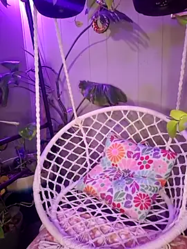 PurpleBunnyxo online show from May 30, 2026, 3:14 am