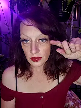 PurpleBunnyxo online show from June 7, 2026, 2:16 am